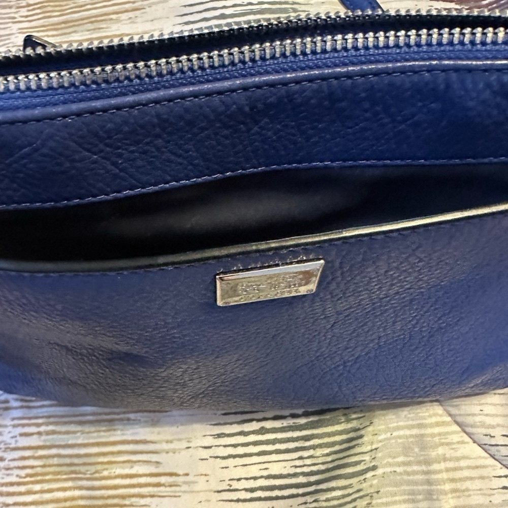 Coach Leather Crossbody - Picture 4 of 8